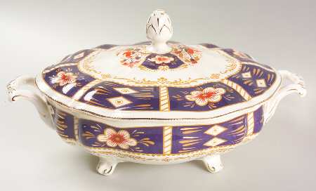 Chatsworth Round Covered Vegetable