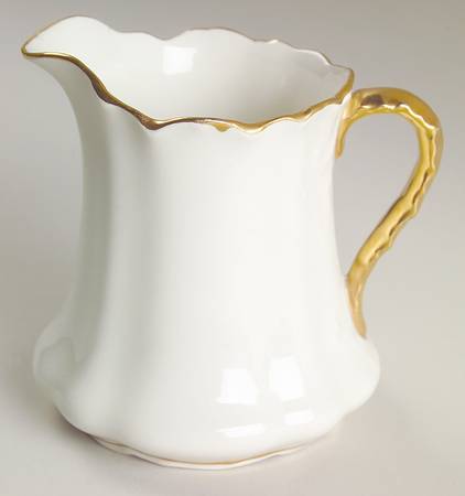 Chantilly Gold Creamer