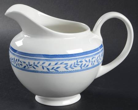 Chelsea Rose 24 Oz Pitcher