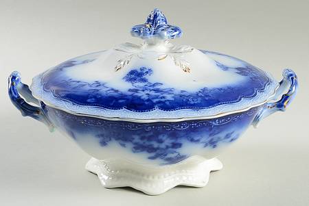 Clayton (Flow Blue, Gold Trim) Round Covered Vegetable