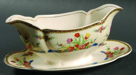 The Claridge Gravy Boat with Attached Underplate