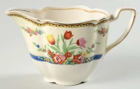 The Claridge Creamer