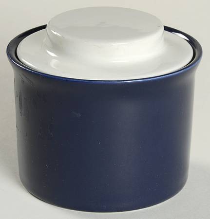 Country Cupboard Blue Sugar Bowl & Lid