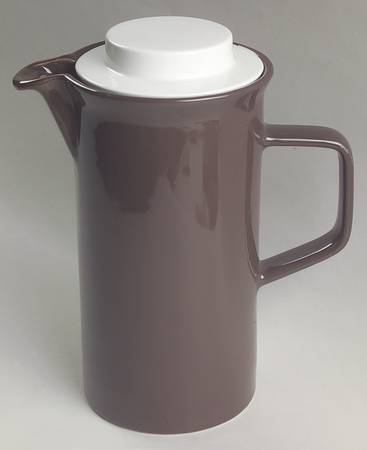 Country Cupboard Brown Coffee Pot & Lid
