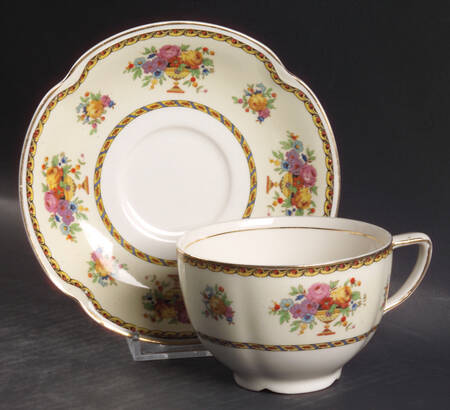 Coronado Flat Cup & Saucer Set
