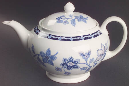 Cornflower Teapot & Lid
