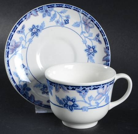 Cornflower Footed Cup & Saucer Set
