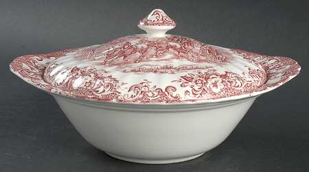 Coaching Scenes Pink Round Covered Vegetable