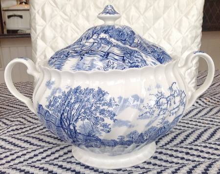 Cotswold Blue Tureen &  Lid