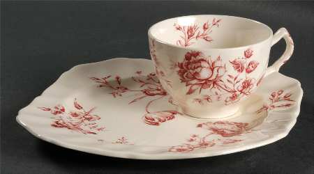 Day In June Burgundy Snack Plate & Cup Set