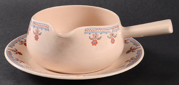 Danube Gravy Boat & Underplate