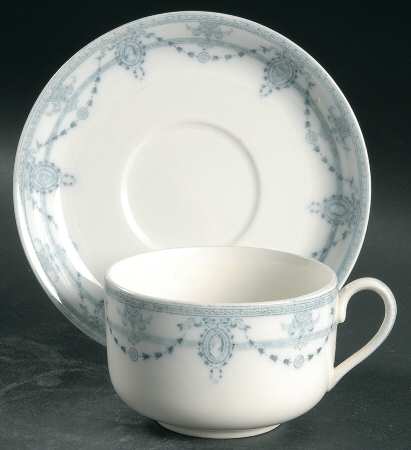 Davenport (No Trim) Flat Cup & Saucer Set
