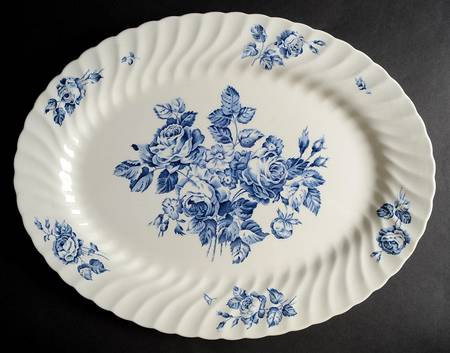 Devon Sprays Blue 15" Oval Serving Platter