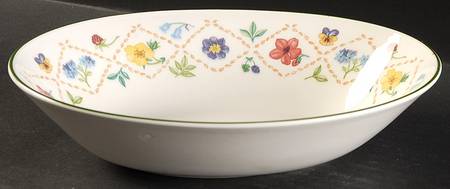 Diamond Flowers 9" Oval Vegetable Bowl
