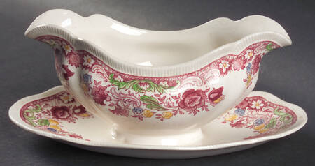 Dorchester Gravy Boat with Attached Underplate by Johnson Brothers
