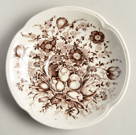 Dover Brown Saucer