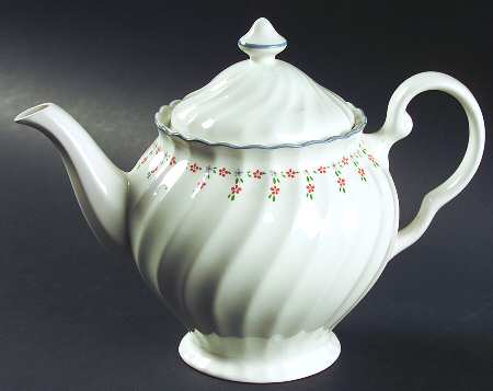 Dreamland Teapot & Lid