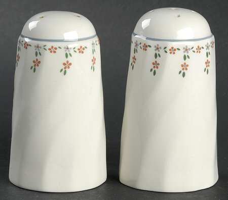 Dreamland Salt & Pepper Set