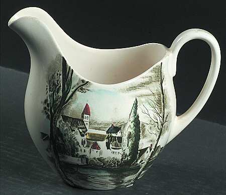 Dream Town Green Multicolor 24 Oz Pitcher