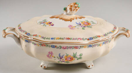 Dubarry Oval Covered Vegetable