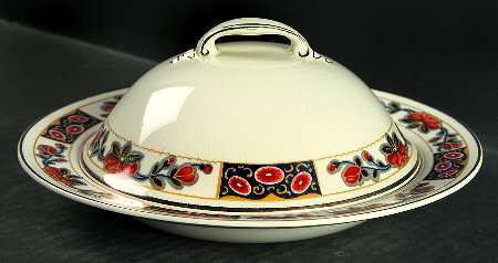 Dudley Round Covered Butter
