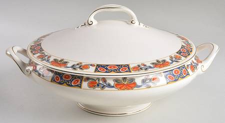 Dudley Round Covered Vegetable