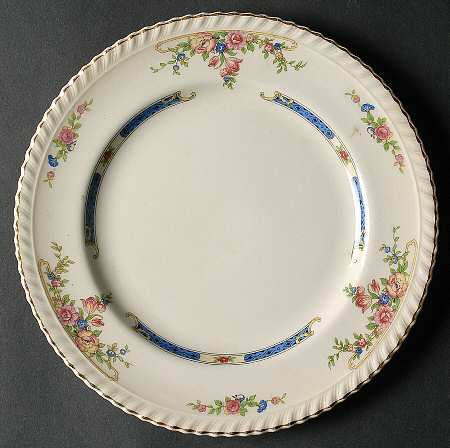 Eastbourne (Old English) Luncheon Plate