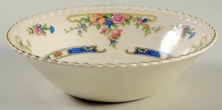 Eastbourne (Old English) Coupe Cereal Bowl