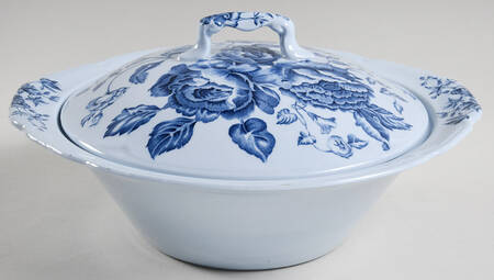Elizabeth Blue (Blue Background) Round Covered Vegetable