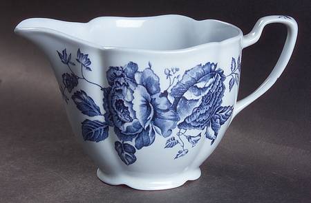 Elizabeth Blue (Blue Background) Creamer