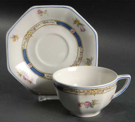 The Ellerton Flat Cup & Saucer Set