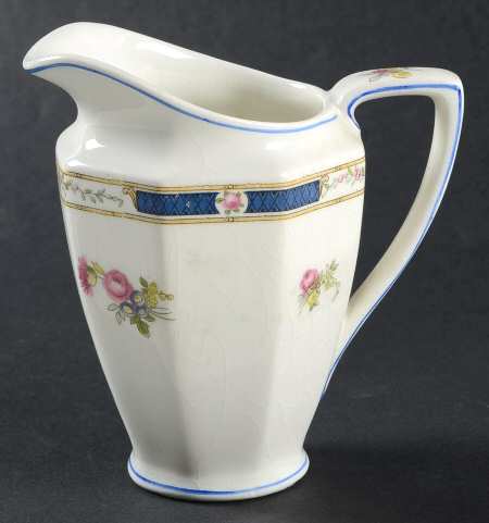 The Ellerton Creamer