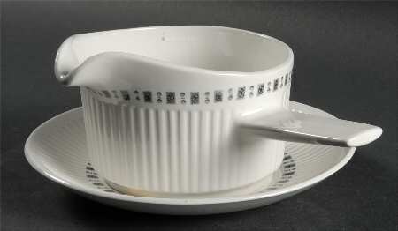 Embassy Gravy Boat & Underplate