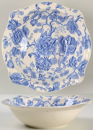 English Chippendale Blue 9" Round Vegetable Bowl