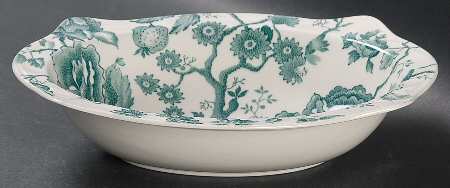 English Chippendale Green 9" Oval Vegetable Bowl