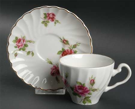 Enchantment (Gold Trim) Flat Cup & Saucer Set