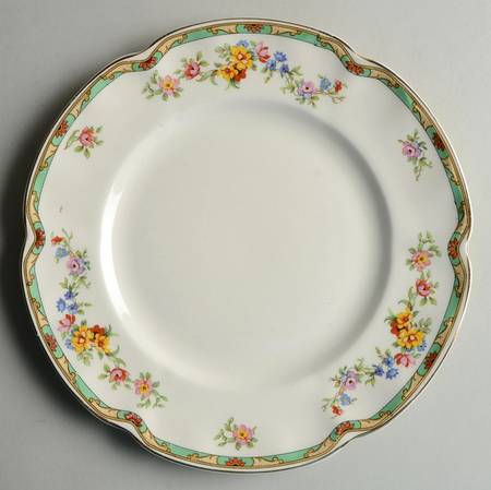 Enfield Luncheon Plate