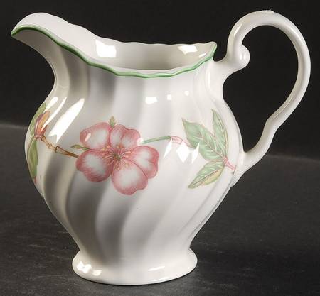 English Rose (Regency, Floral Vine) Creamer