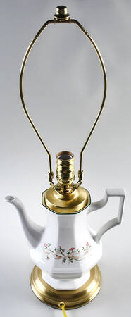 Eternal Beau 14 1/2"-15 1/8" Teapot Lamp No Shade  HC