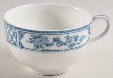 The Exeter Oversized Cup