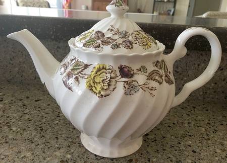 Fairwood Teapot & Lid