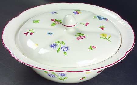 Fleurette Round Covered Vegetable
