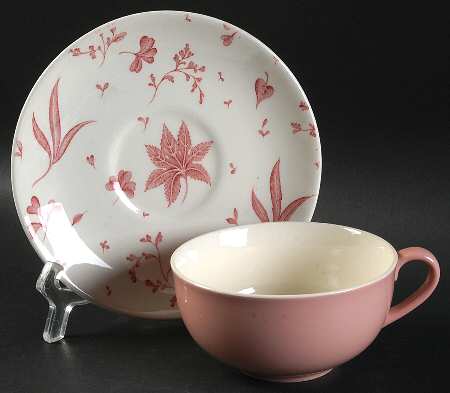 Floating Leaves Pink Flat Cup & Saucer Set