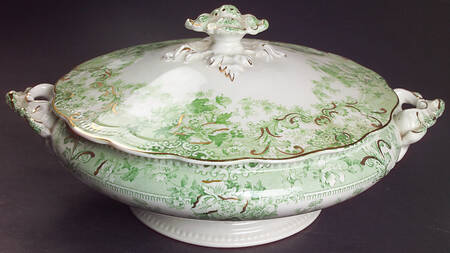 The Florentine Green (Gold Trim) Round Covered Vegetable
