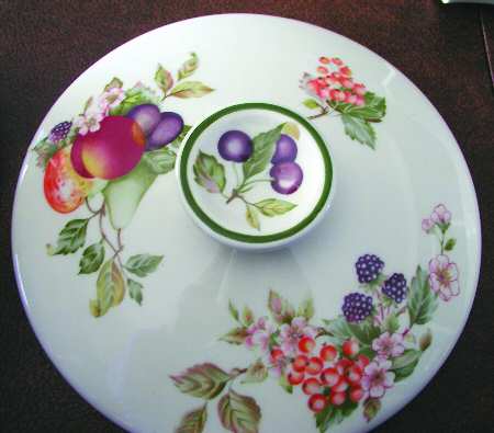 Fresh Fruit Lid for 2.25 Qt Round Casserole