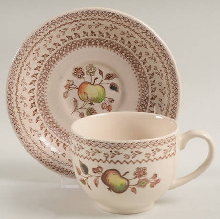 Footed Cup & Saucer Set