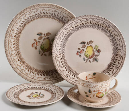 Fruit Sampler (Older) 40 Piece Estate Set