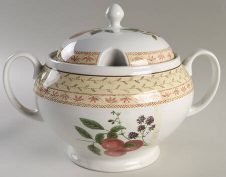 Fruit Sampler (Newer) Tureen &  Lid
