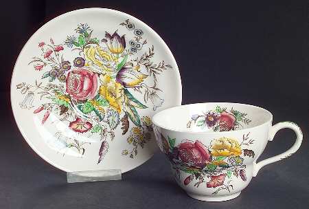 Garden Bouquet Oversized Cup & Saucer Set