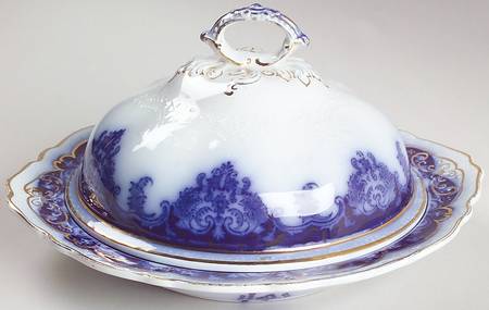 Georgia (Flow Blue, Gold Trim) Round Covered Butter